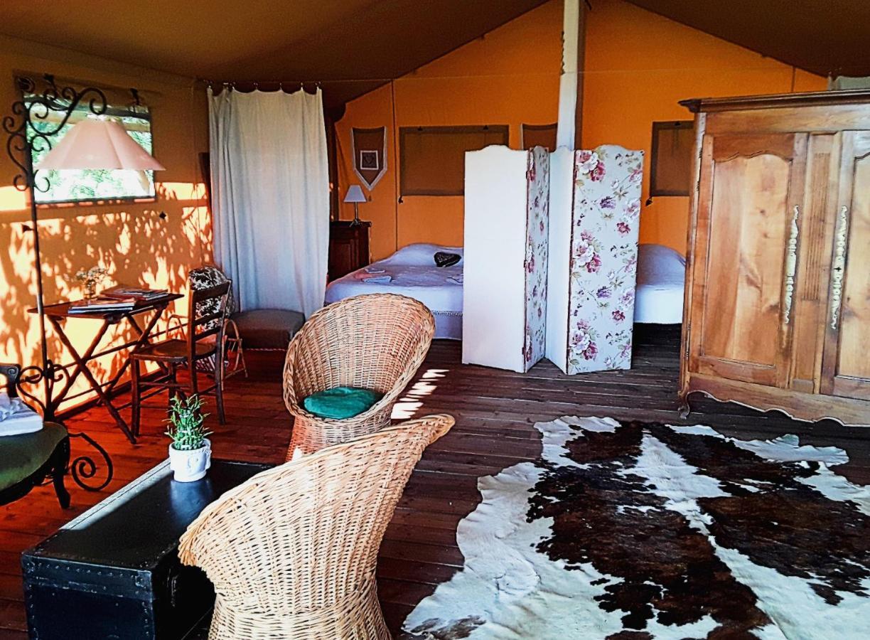 Le Lodge De Loge & Broc La Possonniere Exterior photo